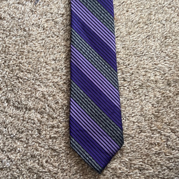 Men’s bar III Tie Purple Stripe - Picture 2 of 5